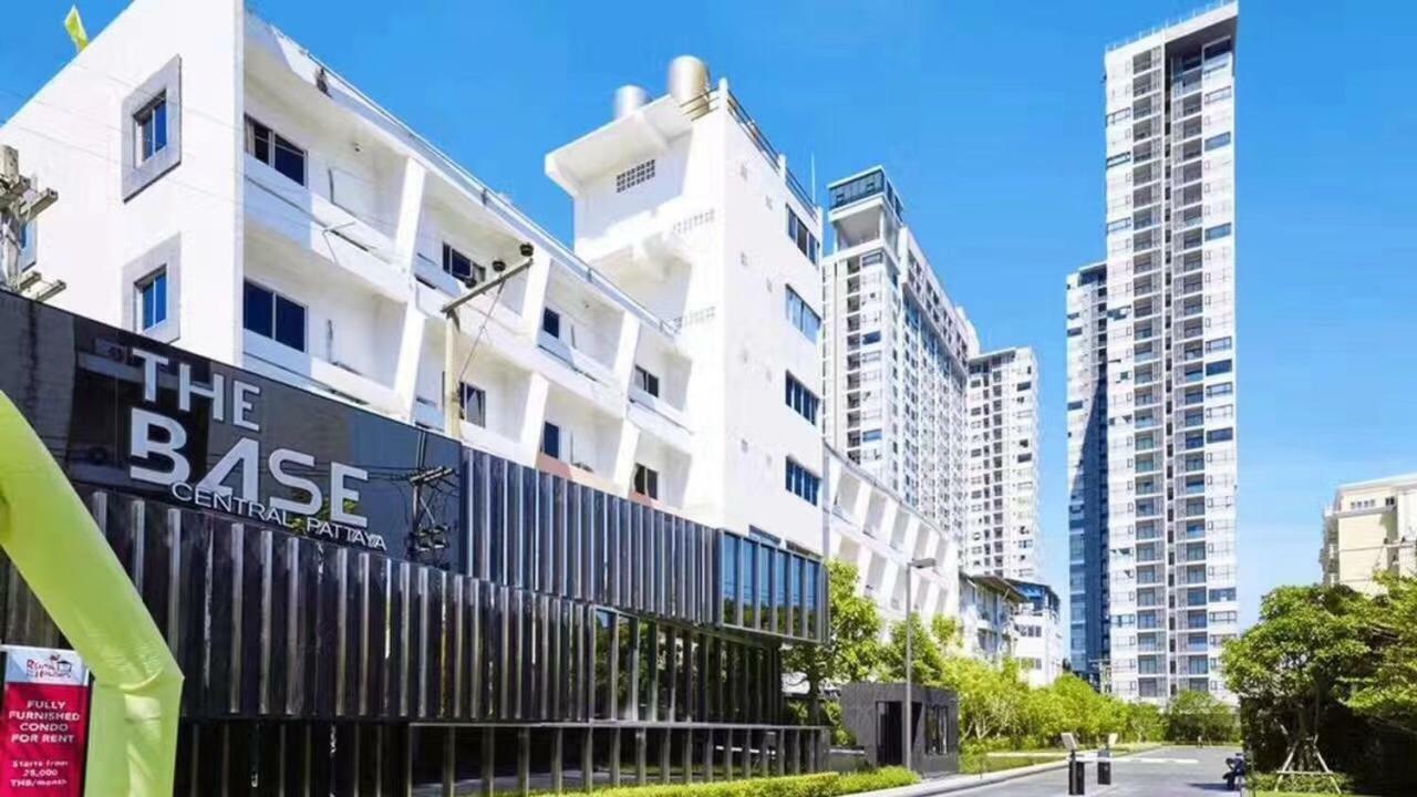 The Base Condo Pattaya Exterior photo